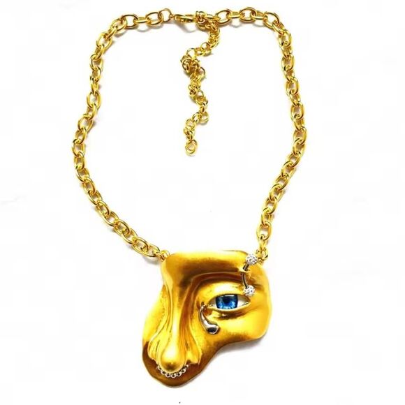 New Without Tags Chunky Bohemian Surrealist Sturdy Half Face Necklace 2.5in Pend - Picture 5 of 6